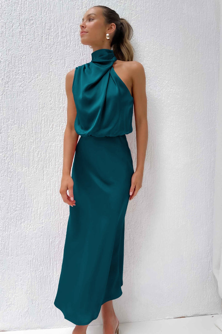 Emma | Lang satinkjole med halterneck