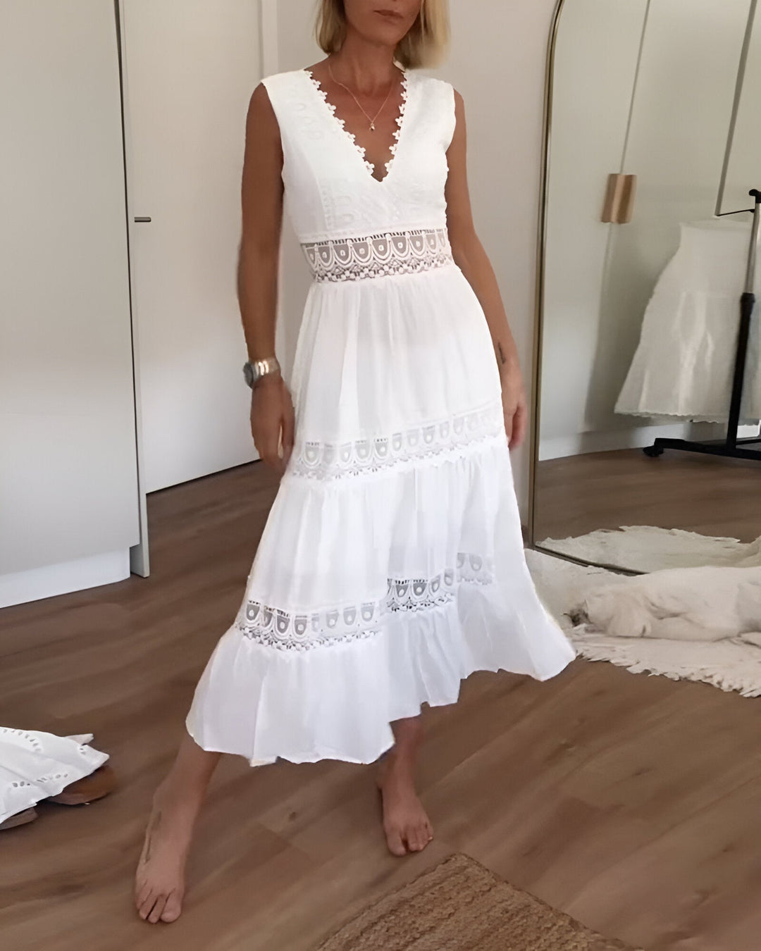 Emma | Ærmeløs blondekjole
